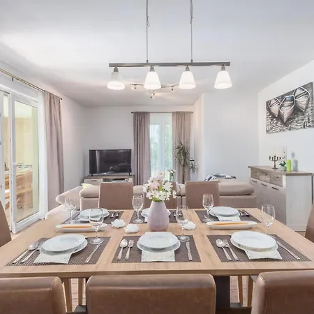 Awesome In With Kitchen בית נופש Orihi