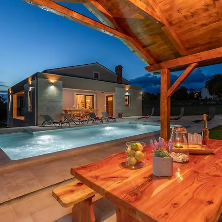 Ferienhaus Beautiful In